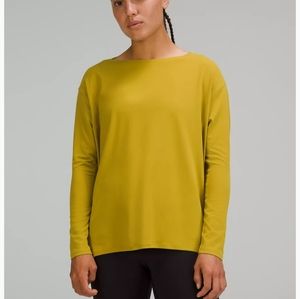 NWT Lululemon back in action long sleeve shirt